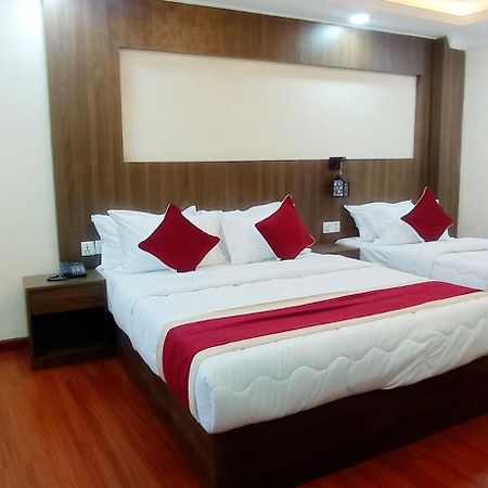Hotel Aerolink Kathmandu Bagian luar foto