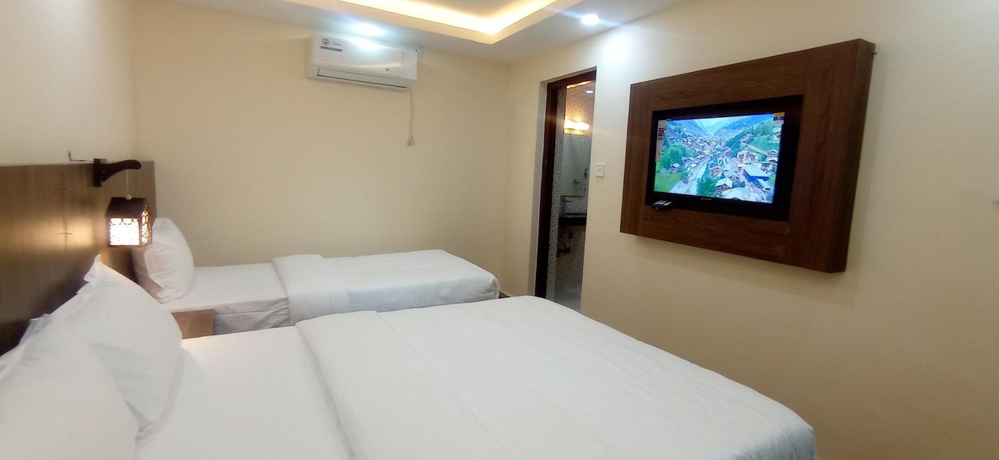 Hotel Aerolink Kathmandu Bagian luar foto