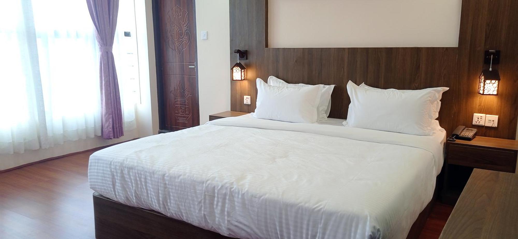 Hotel Aerolink Kathmandu Bagian luar foto