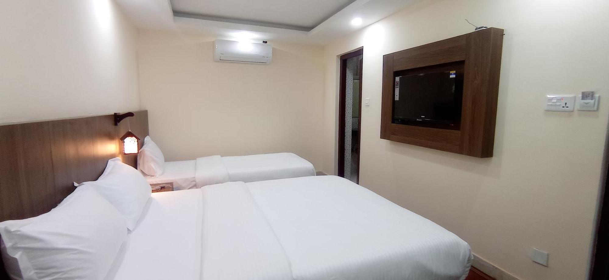 Hotel Aerolink Kathmandu Bagian luar foto